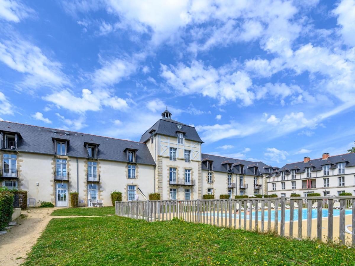 Apartment Chateau De Kergonano-10 By Interhome Baden Exterior photo